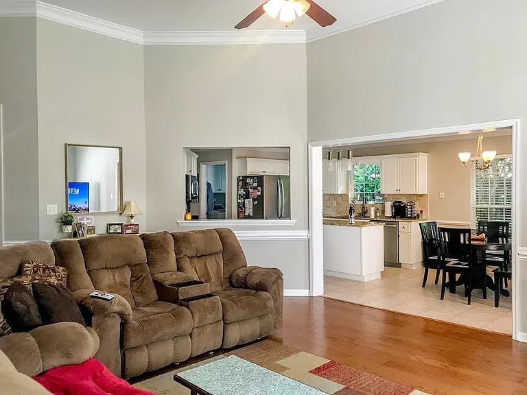1067 Blackfoot Dr — Photo 10