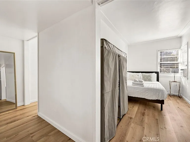 4343 Laurel Canyon Blvd — Photo 14