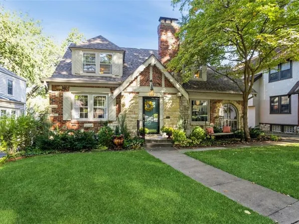 222 E 73rd Ter, Kansas City, MO 64114