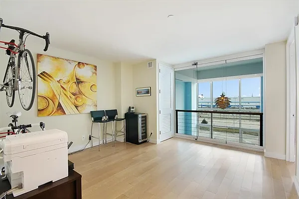 Sold by Citi Habitats | media 7