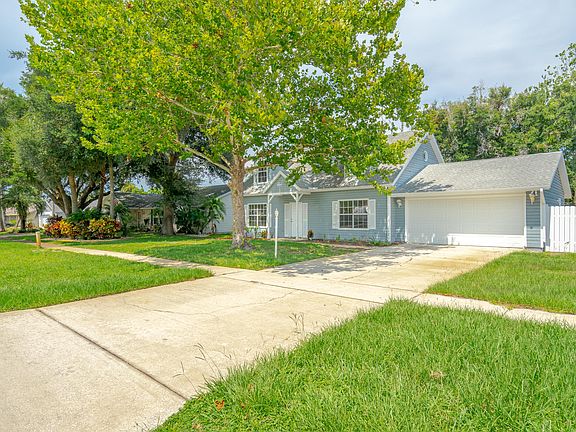 2nd image of 4659 Hidden Lake Dr