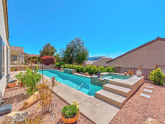 3rd image of 2241 Laurel Heights Ln