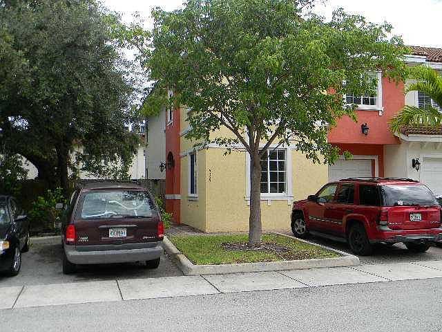 1st image of 5355 SW 40th Avenue #5355