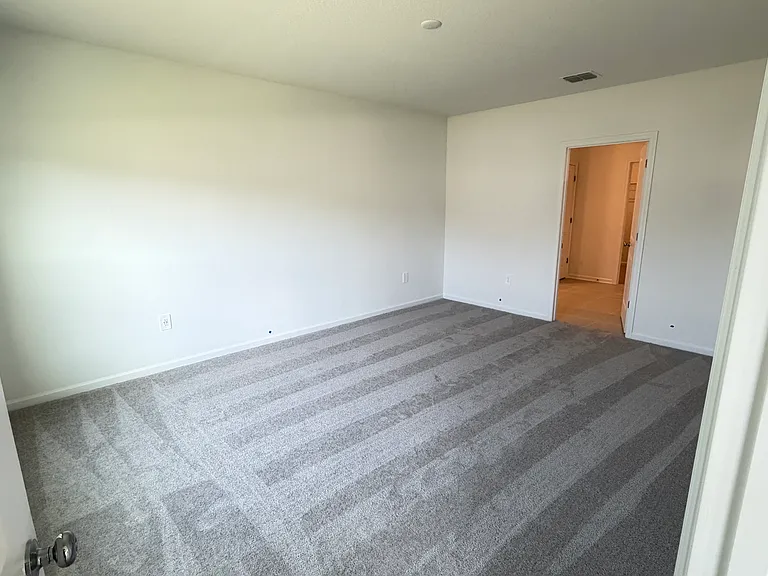 4585 Golden Knight Blvd — Photo 14