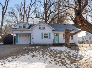 2414 Day Ave NW, Grand Rapids, MI 49544