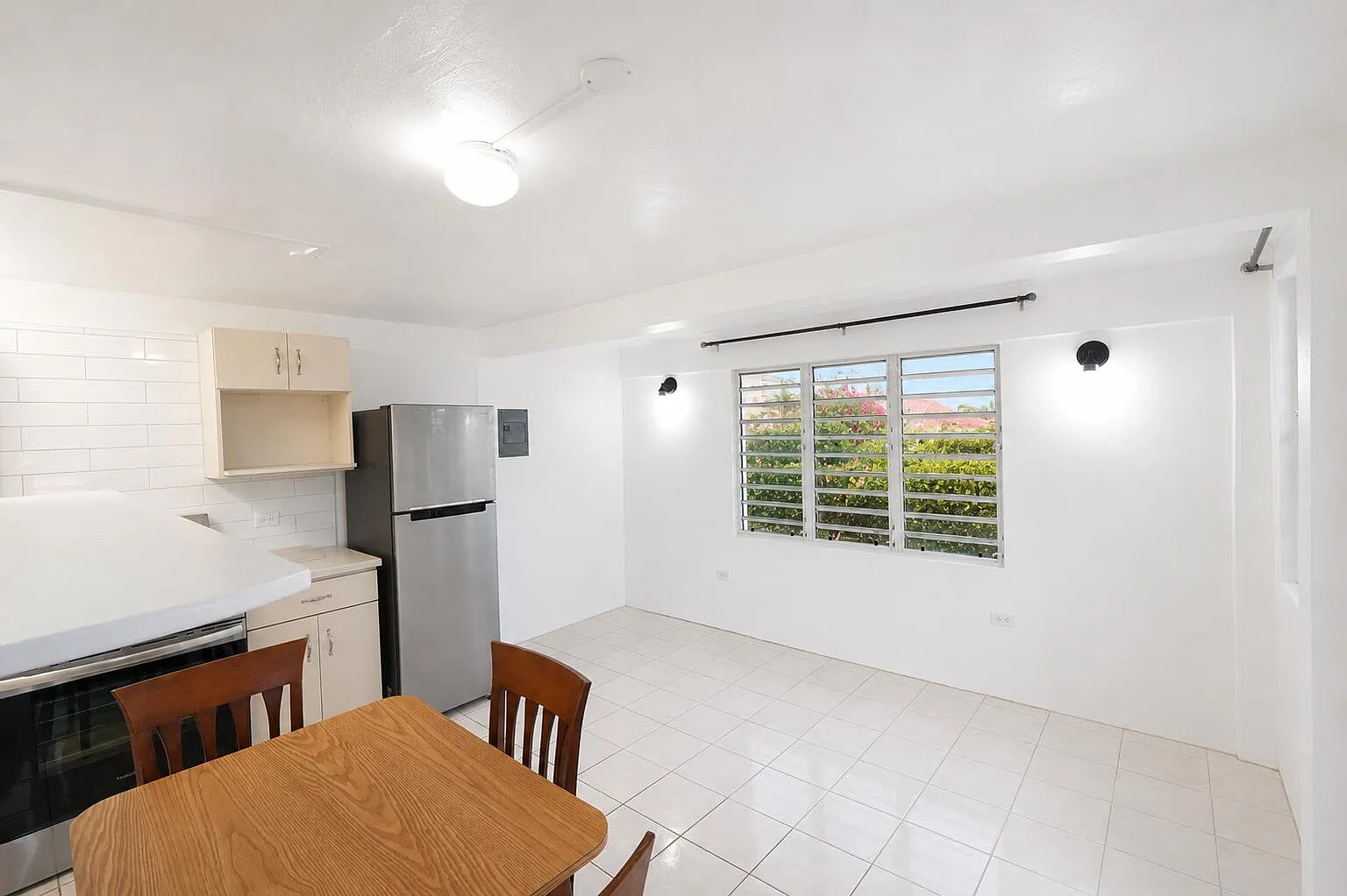 1 bed, $1,200 — Photo 2