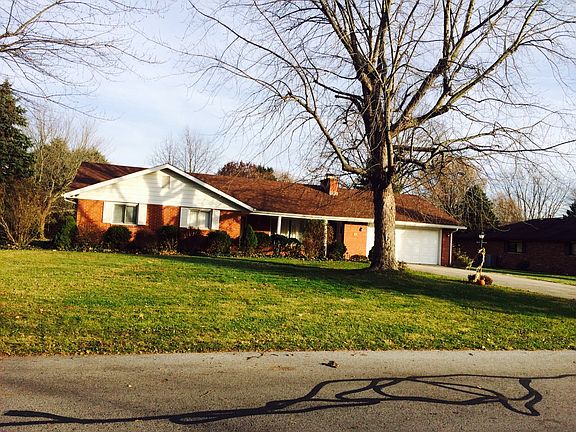 2nd image of 312 N Bayberry Ln