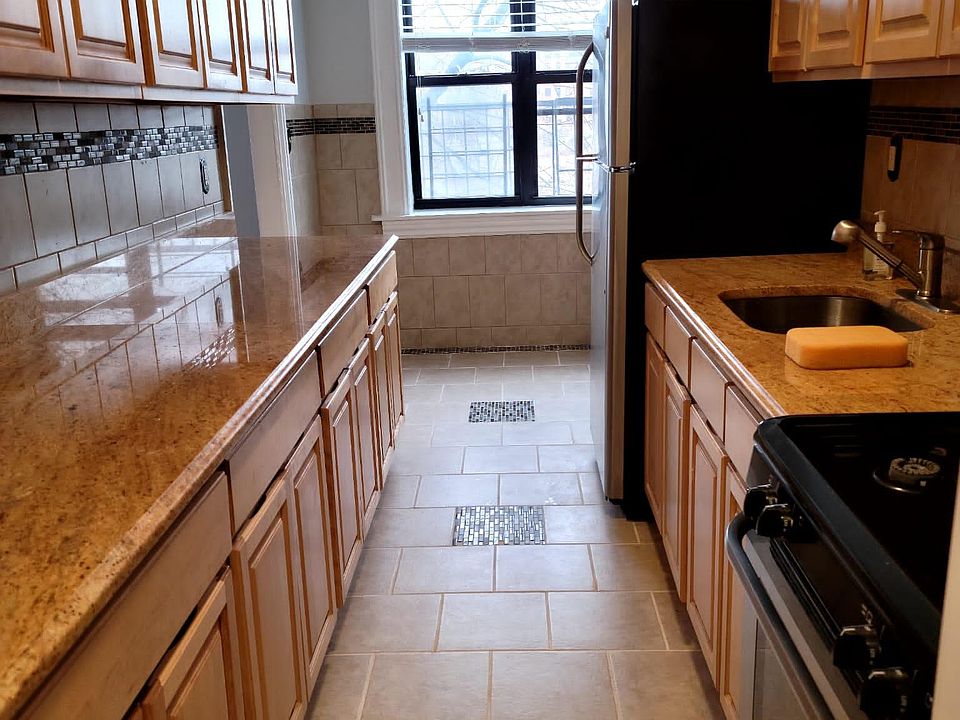 1st image of 80 W Grand St APT B3