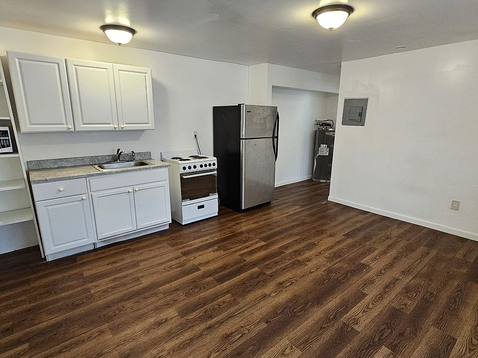 1st image of 2645 NW 21st Ave #1