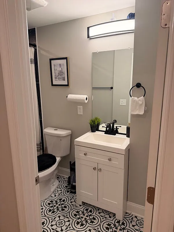 1 bed, 1.0 bath, 1600 sqft, $1,200 — Photo 4