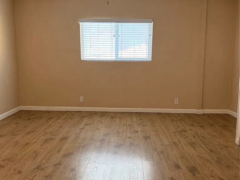 7011 Greeley St — Photo 10