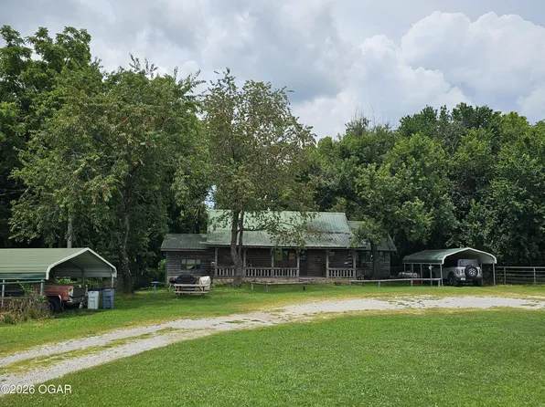 31556 McDonald Rd, Rocky Comfort, MO 64861