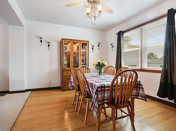 5th image of 3416 N Orange Ave