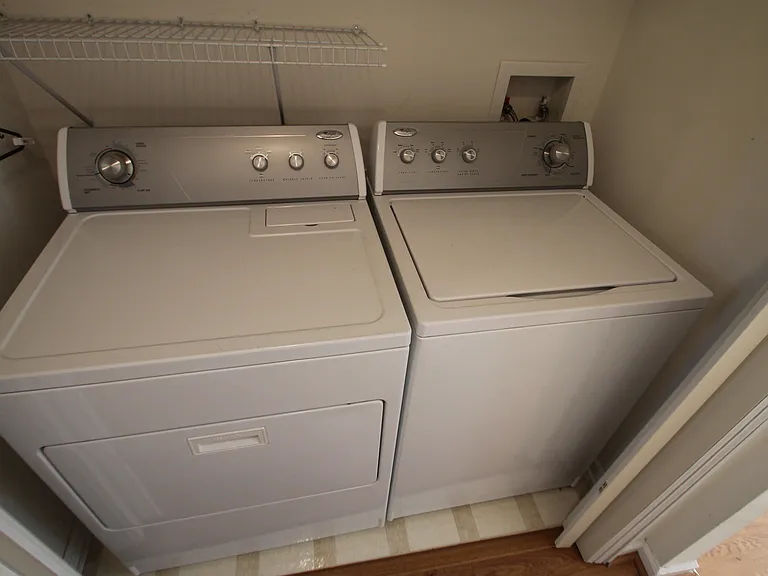 583 Stonehenge Dr — Photo 31