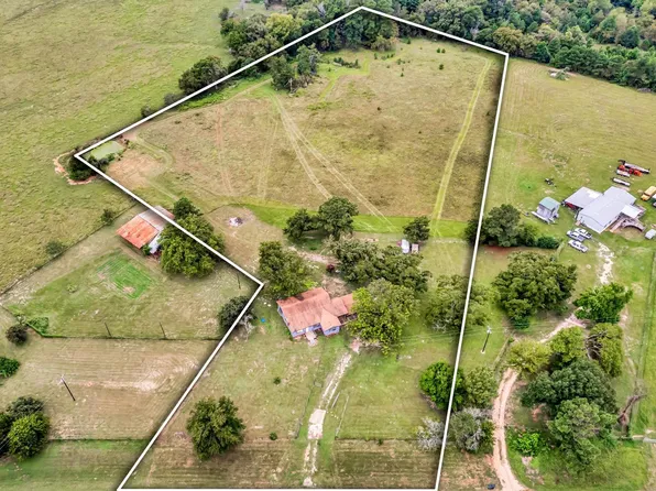 1810 Fm 2022, Elkhart, TX 75839