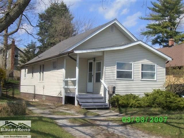 1621 25th St Port Huron Mi 48060 Zillow