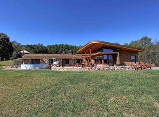 127 Rye Cove Creek Rd, Stuart, VA 24171