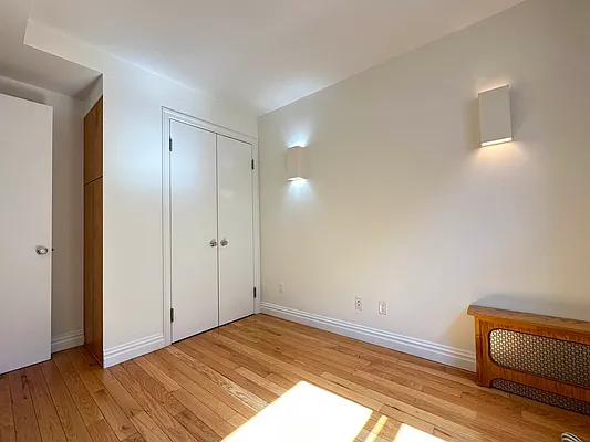 Rented by REAL New York | media 10