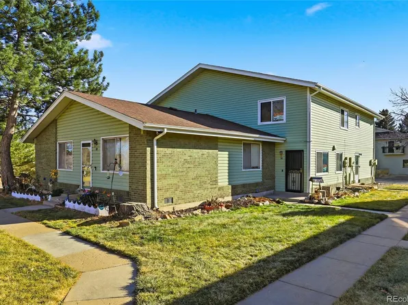 3355 S Flower Street #90, Lakewood, CO 80227