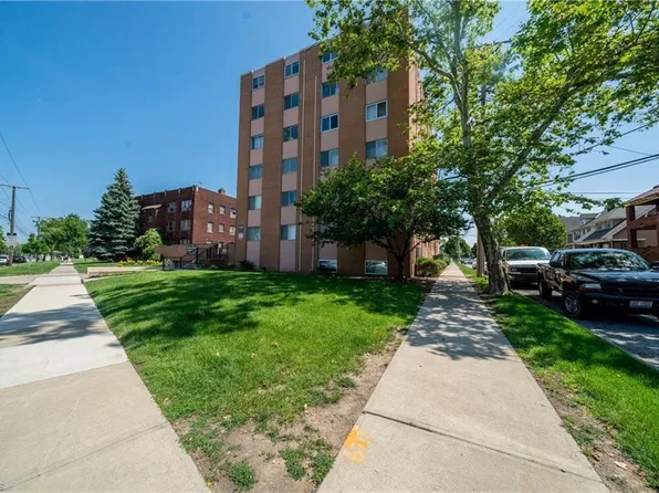 12029 Clifton Blvd APT 503, Lakewood, OH 44107