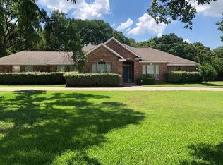 921 Corry A Edwards Dr, Kennedale, TX 76060