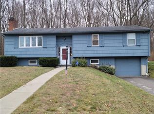 129 Dinatali Dr, Waterbury, CT 06705