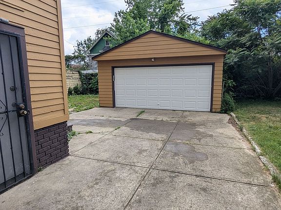 4th image of 12521-12523 Locke Ave