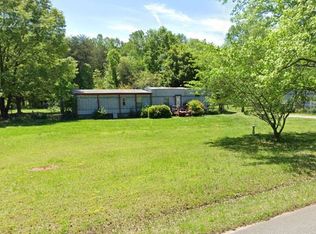 1424 Sherwood Rd, Clover, SC 29710