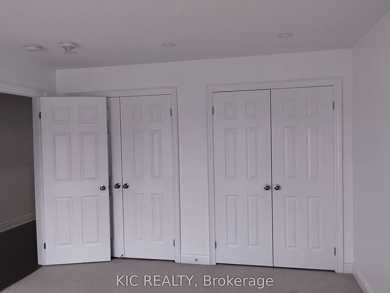 1461 Lormel Gate Ave #UPPER — Photo 14