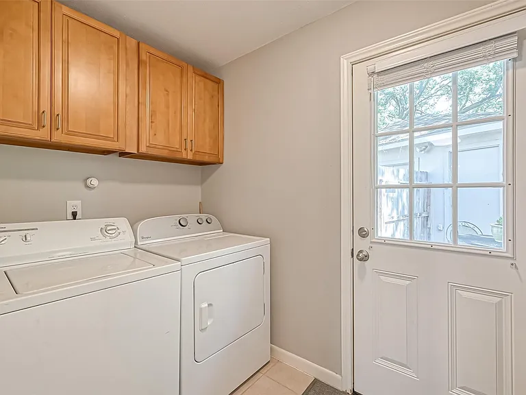 13914 Saint Marys Ln — Photo 20