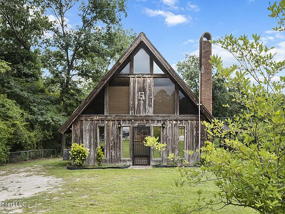 2nd image of 48 Brady Rd