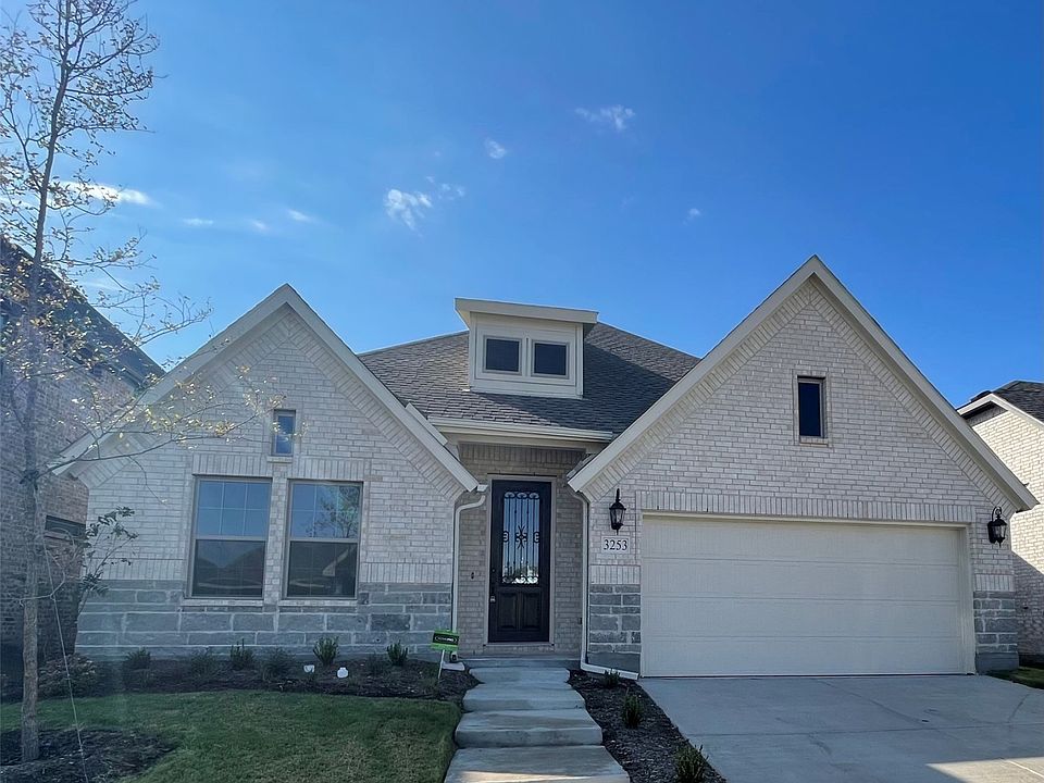 1st image of 3253 Baehr Dr