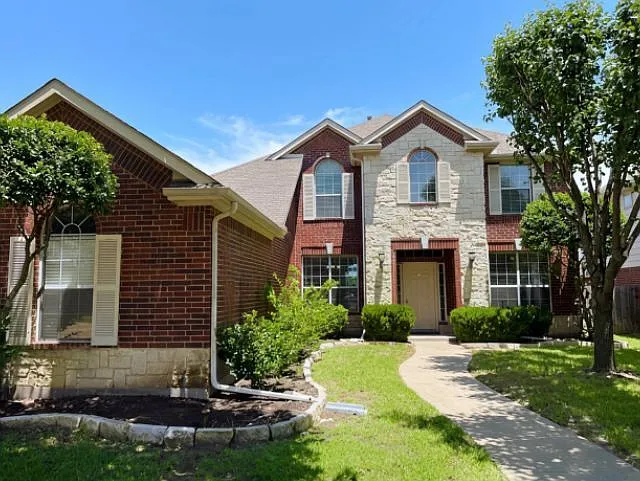 4 bed, 3.0 bath, 3113 sqft, $3,100 — Photo 1