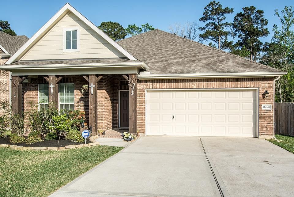 1st image of 16643 River Wood Ct