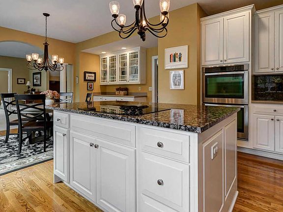 4th image of 7834 Holiston Ct