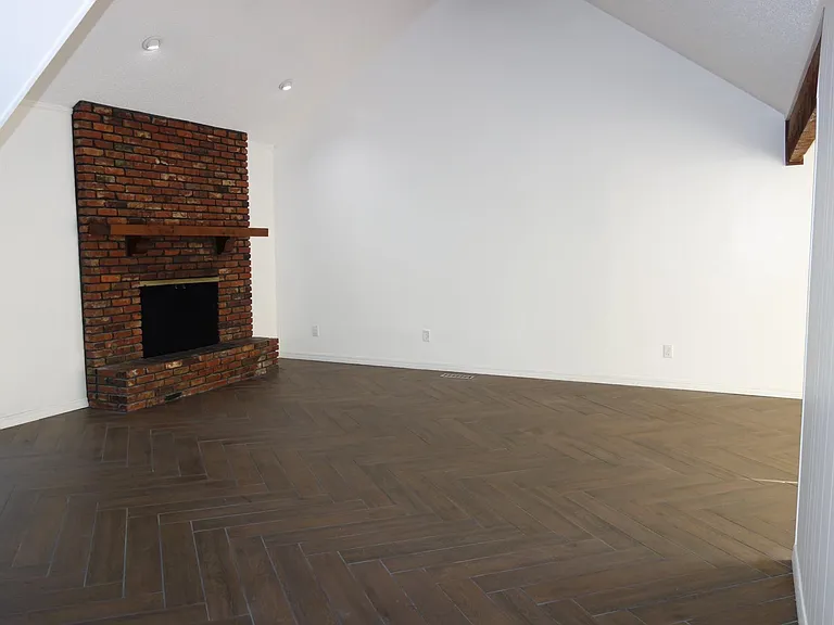 7116 S Indianapolis Ave — Photo 19