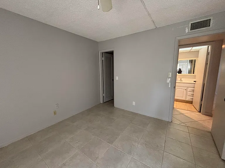 341 Piedmont F #341 — Photo 6