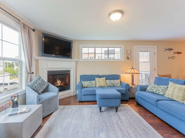 151 E Railroad Ave Unit A, Traverse City, MI 49686
