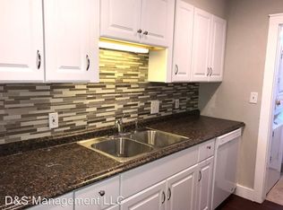 1001 NE 17th St, Moore, OK 73160