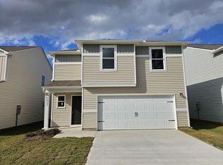 9021 Legendary Ln, Inman, SC 29349