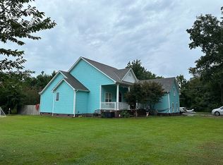 85 Alton D Rivenbark Rd, Hampstead, NC 28443