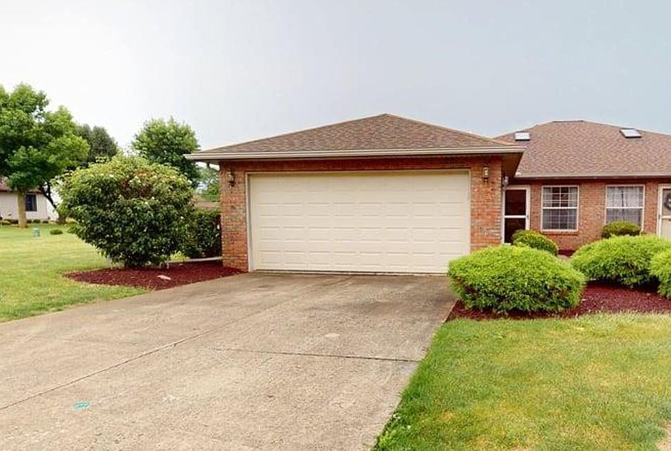 1st image of 12 Ridgewood Dr