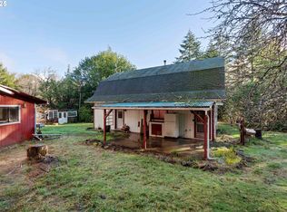 57433 Fairview Rd, Coquille, OR 97423