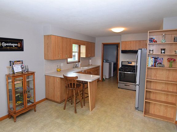 4th image of 6204 W Harper Dr
