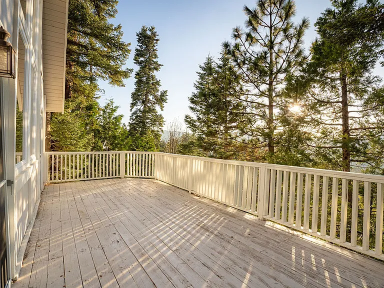 521 Pioneer Rd — Photo 43