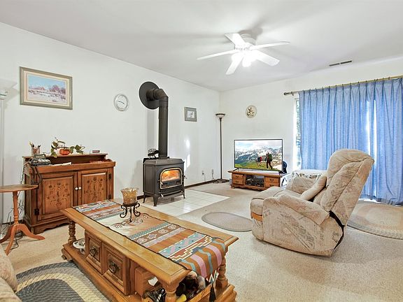 3rd image of 8921 Tipton Hill Ct