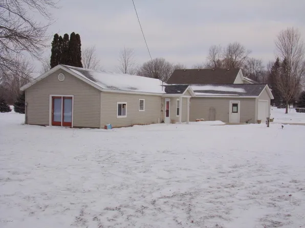 1573 Arthur St, Marne, MI 49435