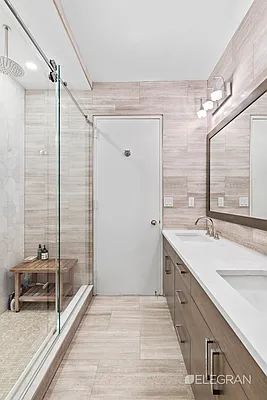 Sold by (Legacy) Elegran | media 19