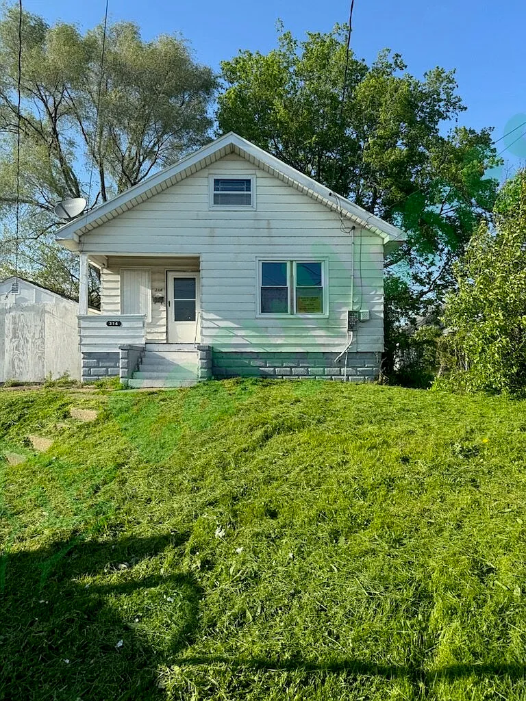 314 Leland Street — Photo 1
