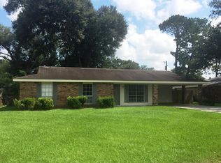 124 Knollwood Dr, Lafayette, LA 70506